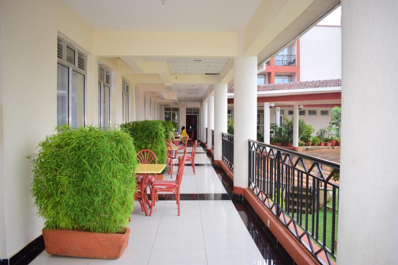 Meru Slopes Hotel Dış mekan fotoğraf