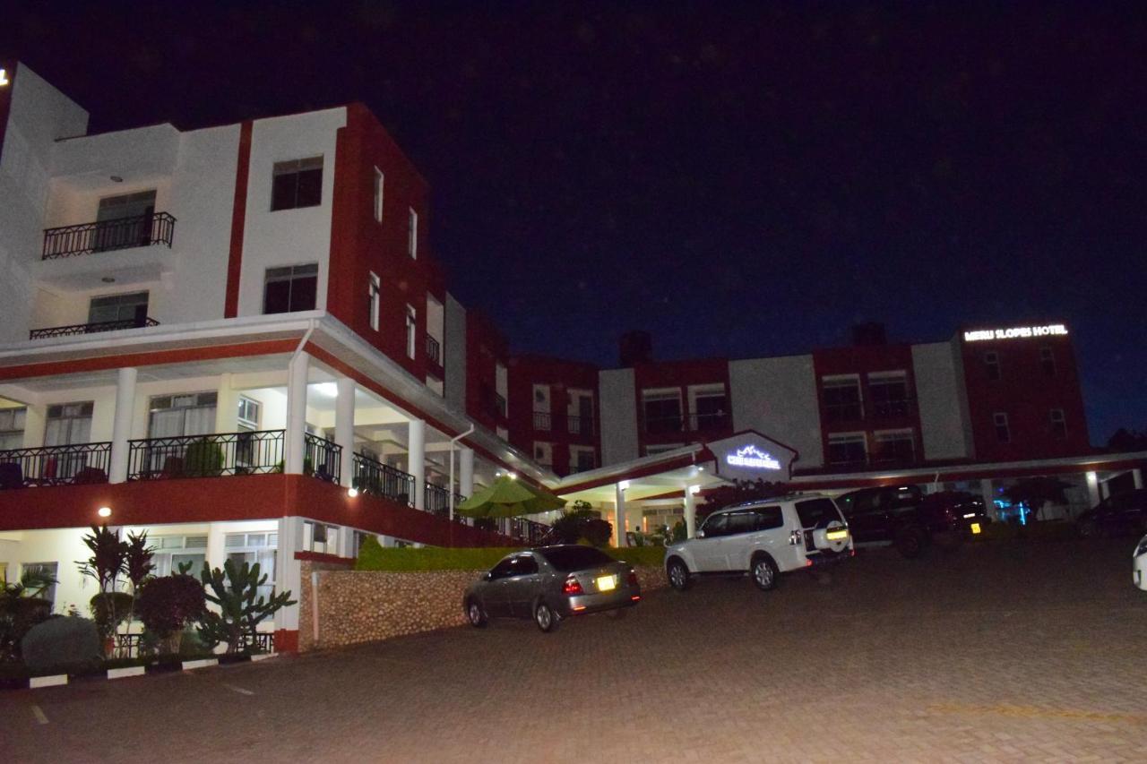Meru Slopes Hotel Dış mekan fotoğraf
